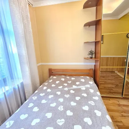 нечуя-левицького 11а *